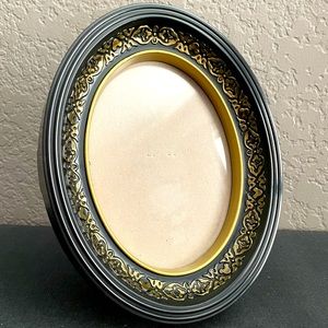 Disney Parks Oval Gold and Black Filigree Frame 5x7
